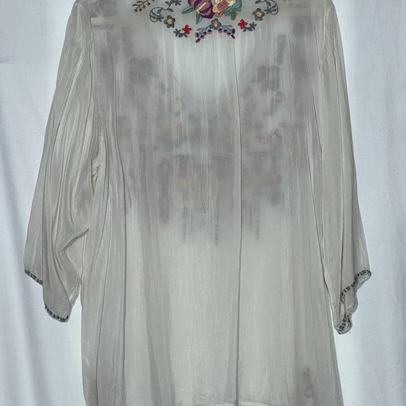 Embroidered Floral Cream Top - Picture 6 of 10
